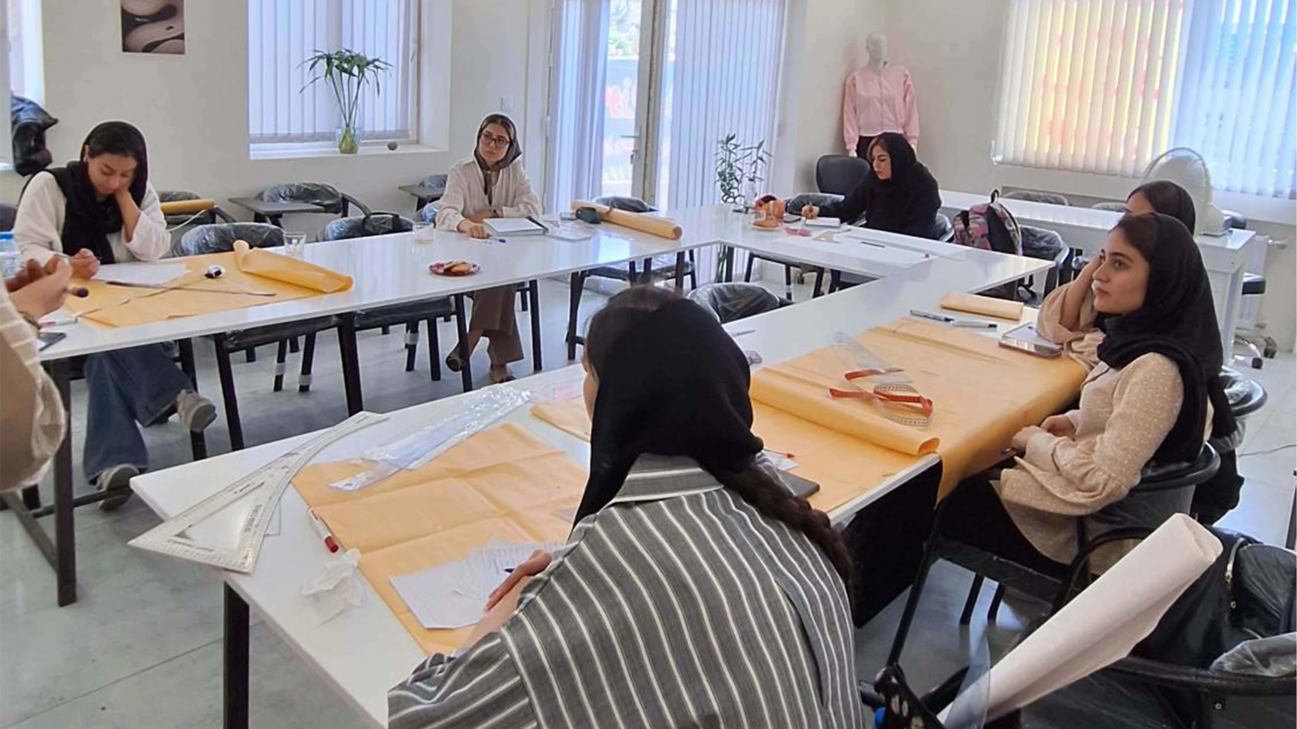 تصویر موسسه مهدیان